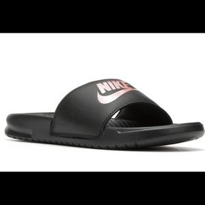 NWT Black and Rose Gold Nike Benassi Sandal